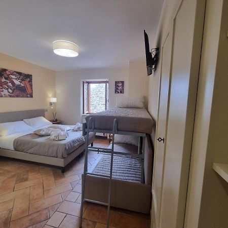 Lucyben Guesthouse Кашія Екстер'єр фото